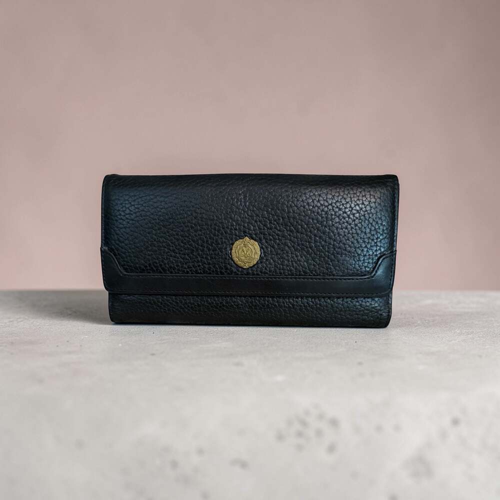 Vintage Medallion Black Pebble Leather Checkbook Wallet